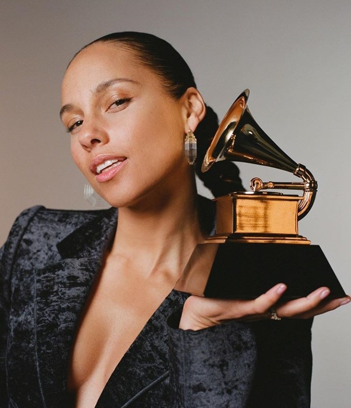 Alicia Keys Will Host the 2019 Grammys