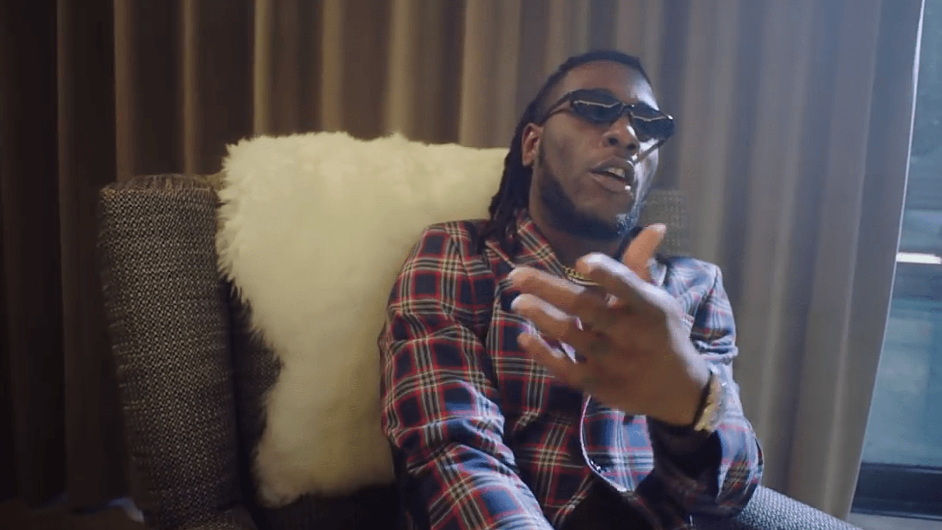 Burna Boy Weighs in on Trending ‘Yahoo Boys’ Topic
