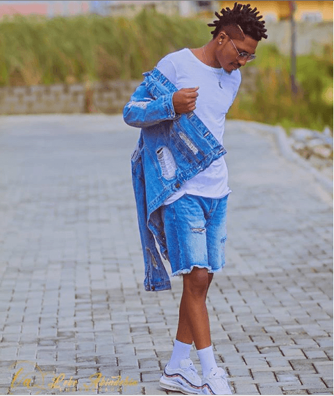 BBNaija star EfeMoney Celebrate His 26th Birthday With Dance Video