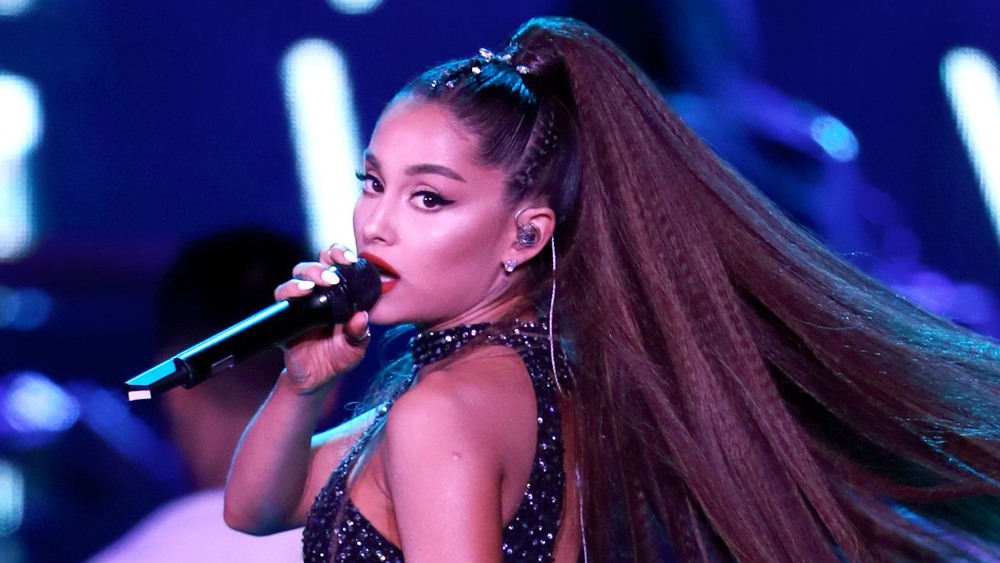 Why Ariana Grande Signed Away 90% of Her Royalties for “7 Rings”