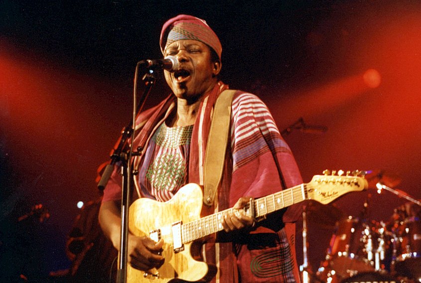 Three King Sunny Ade Impersonators Arrested in Lagos 