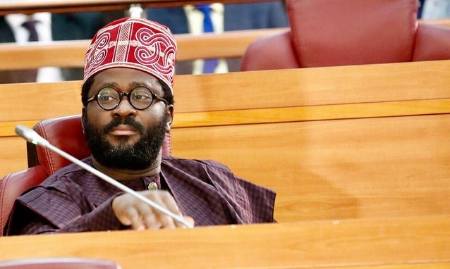 True Yarn: Elliot’s Genius Idea, Khloe’s Naked Joy & Omokri, the Begging Expert