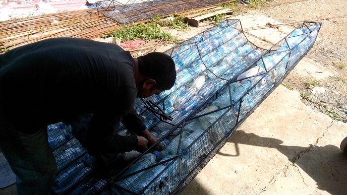Amazing! Slum Art Foundation Builds Arts School Using Plastic Bottles