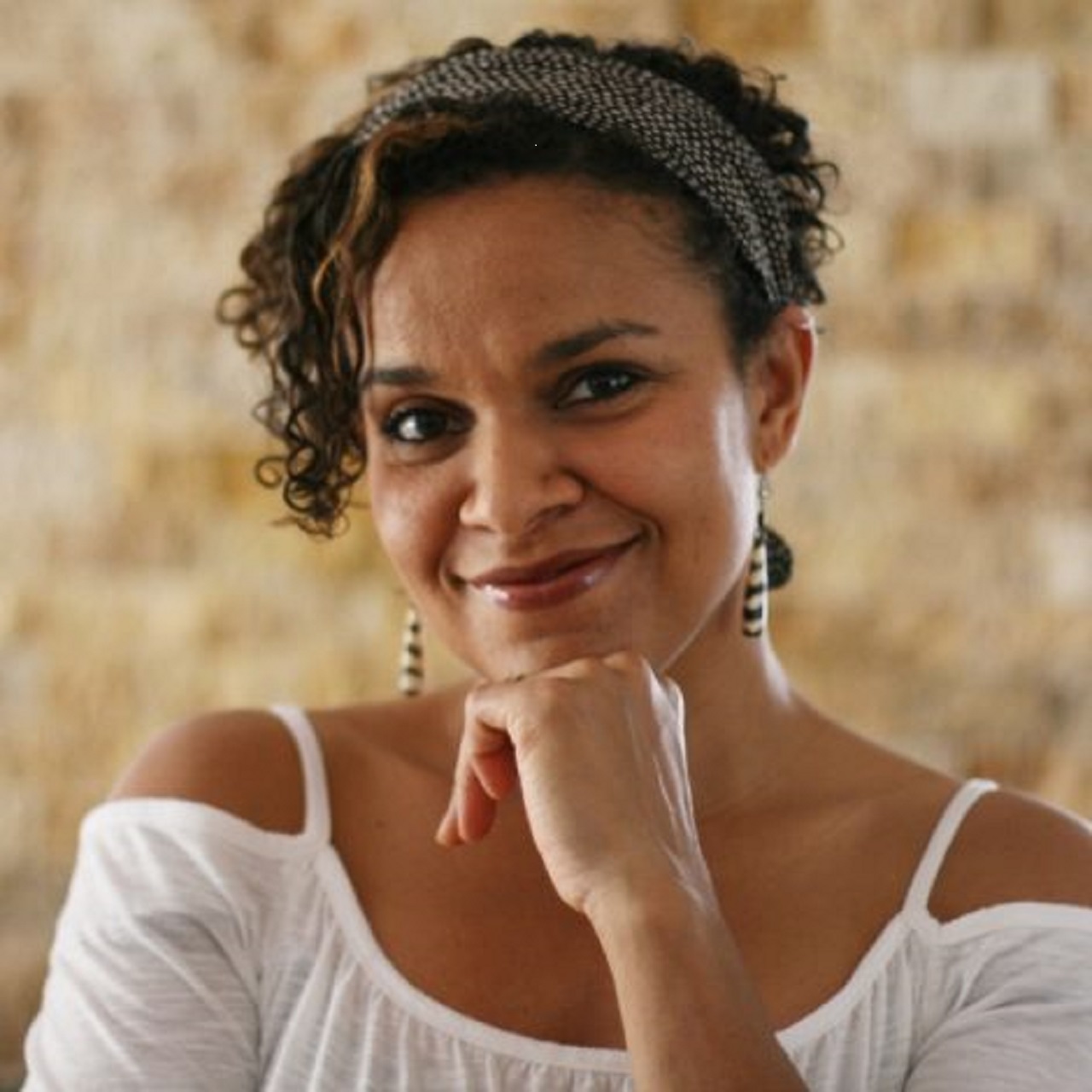 #BookReview: True Happiness By Efua Traoré