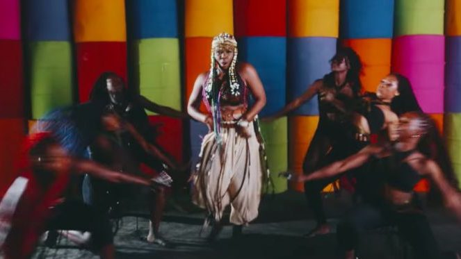 Yemi Alade Is Sexy & Vibrant In New Video For “Give Dem”