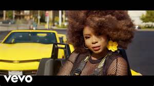 Checkout Yemi Alade’s Bubbly New Video For “Vibe”