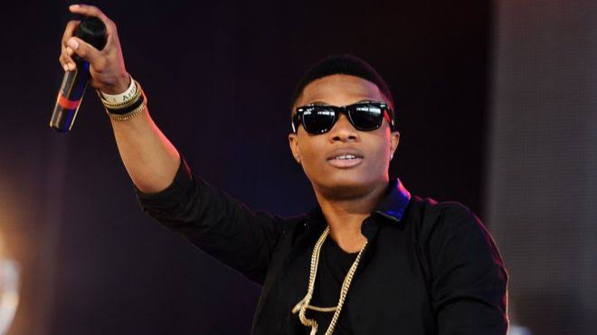 Wizkid Lays Curses on Fake Nigerian Pastors