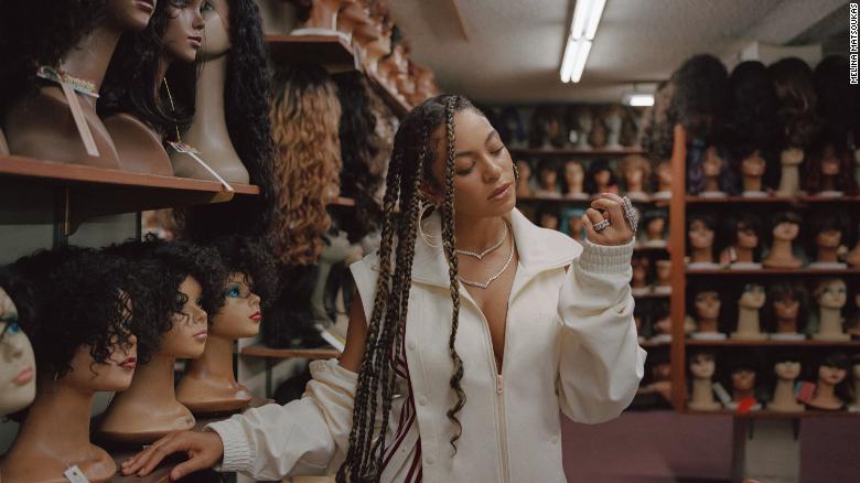 On Losing Awards and Babies: Beyonce Knowles Shares Life Lessons