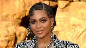 Beyoncé Stuns in Strapless Leopard Dress