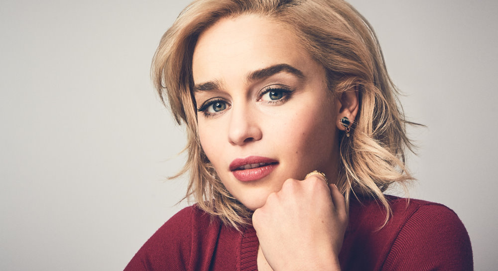 Why Emilia Clarke Has Stopped Taking Selfies With Fans