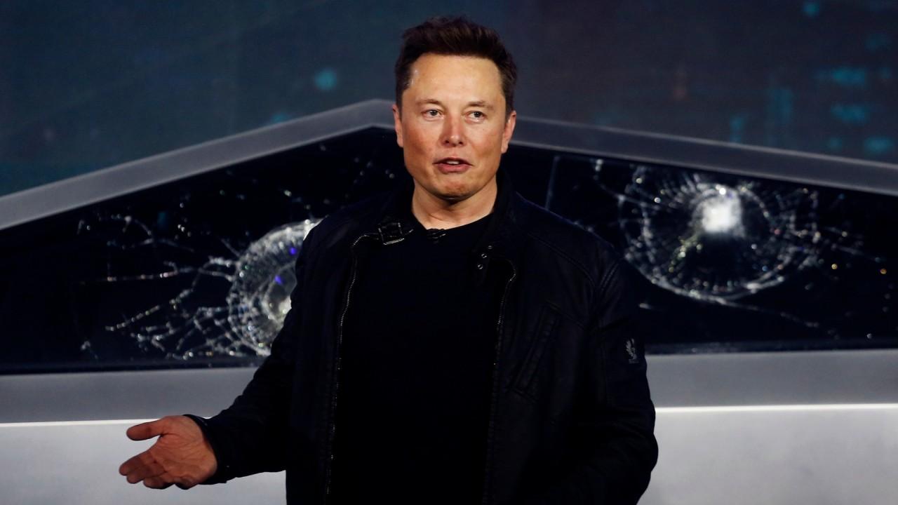 #DeleteFacebook It’s Lame, Elon Musk Tells Users
