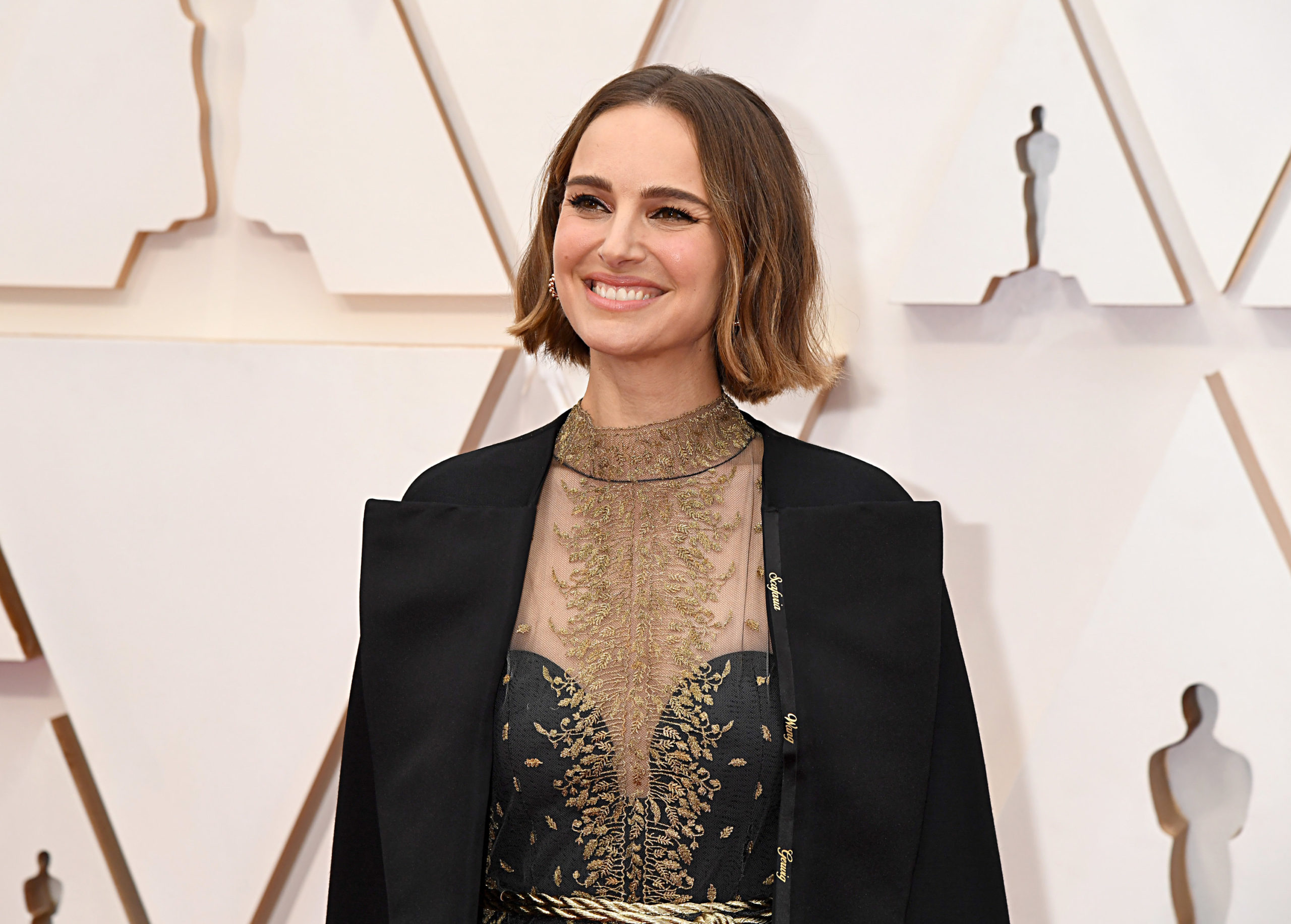 Cape Critique: Natalie Portman Responds to Rose McGowan