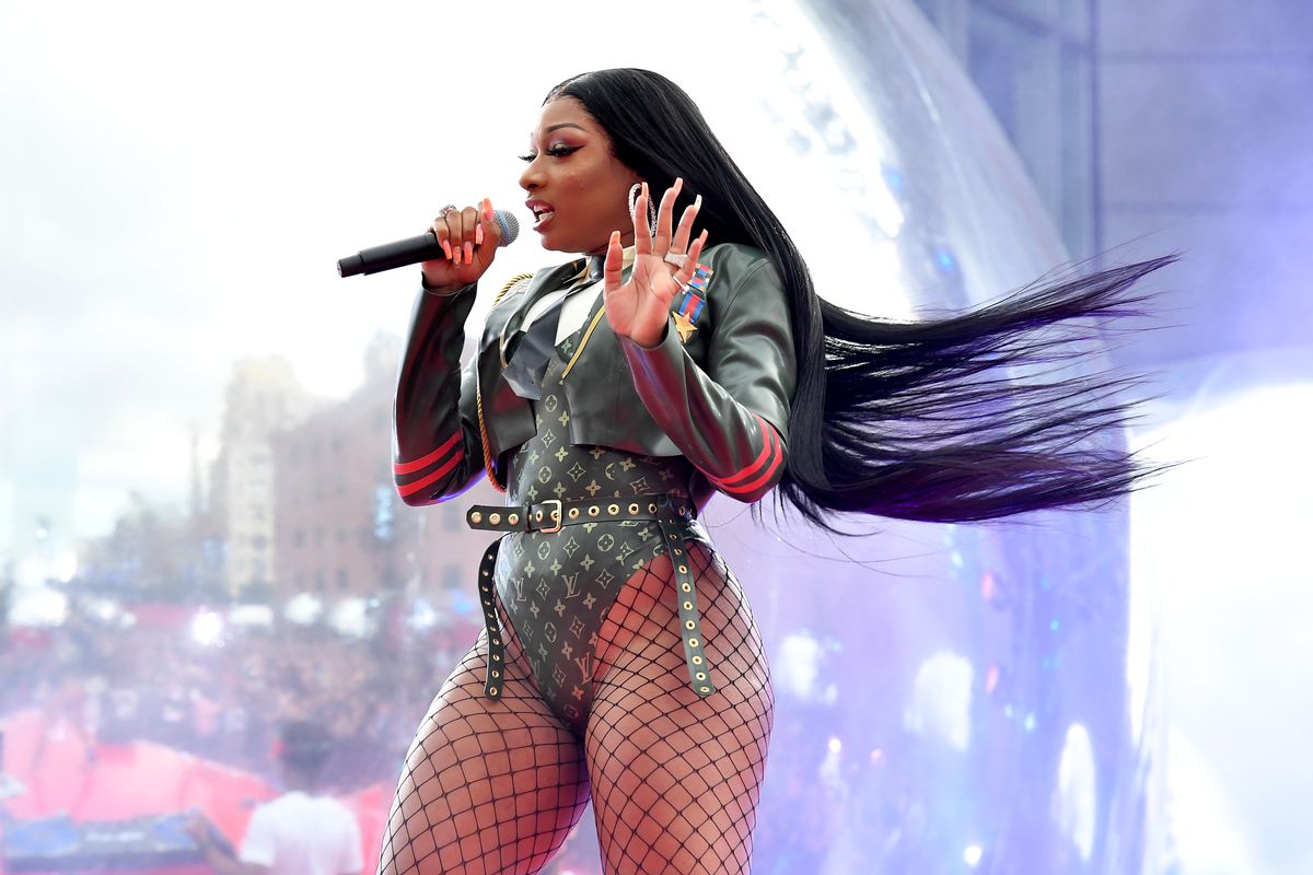 Megan Thee Stallion Calls Out 1501 Record Label