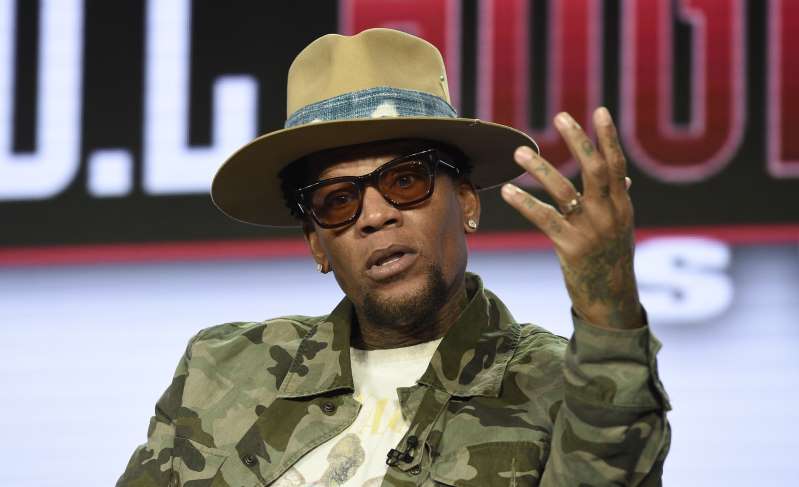 Comedian DL Hughley Collapses on Stage, Tests Positive to COVID-19