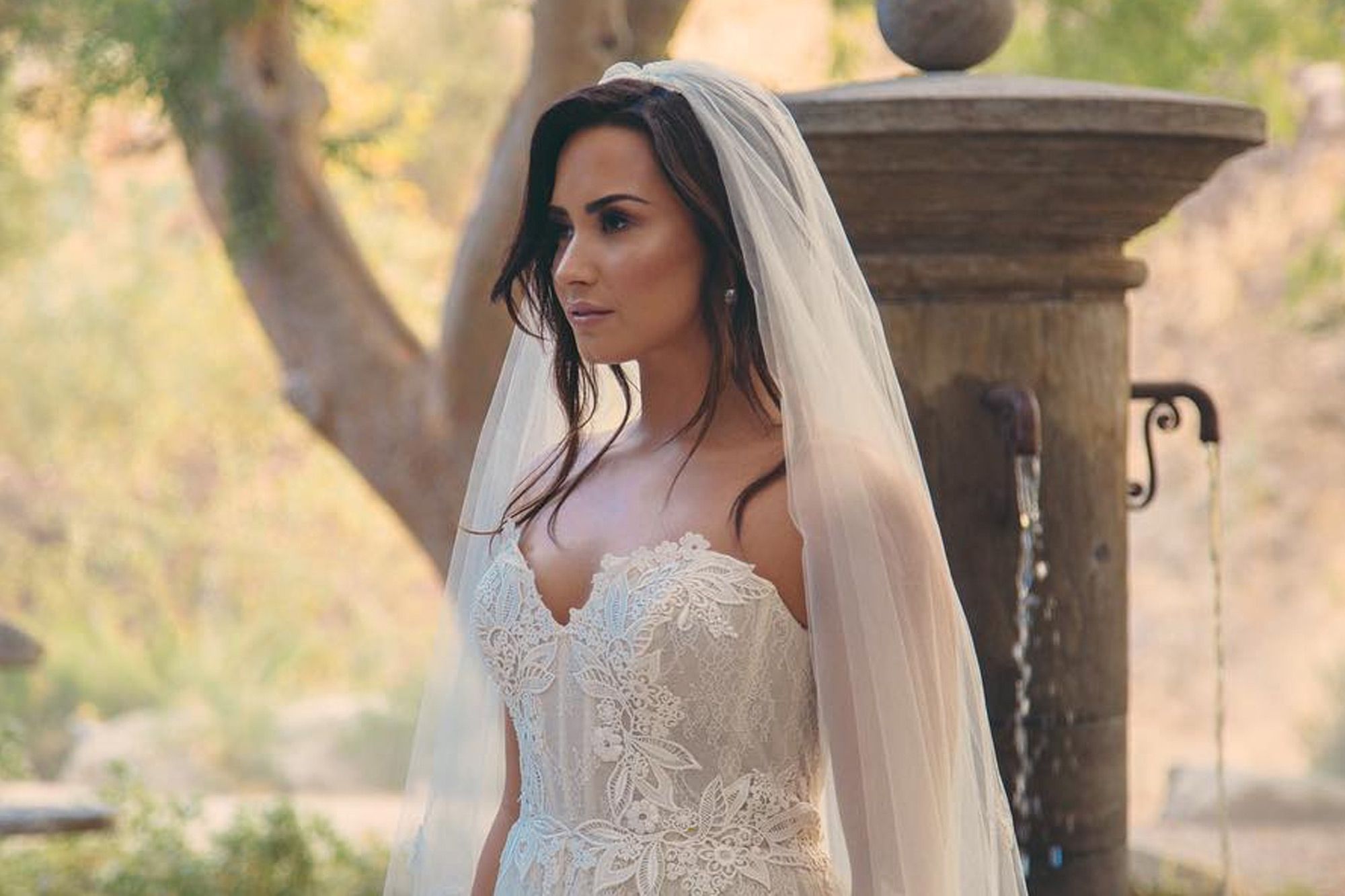 ‘I’m not wearing white at my wedding’ – Demi Lovato