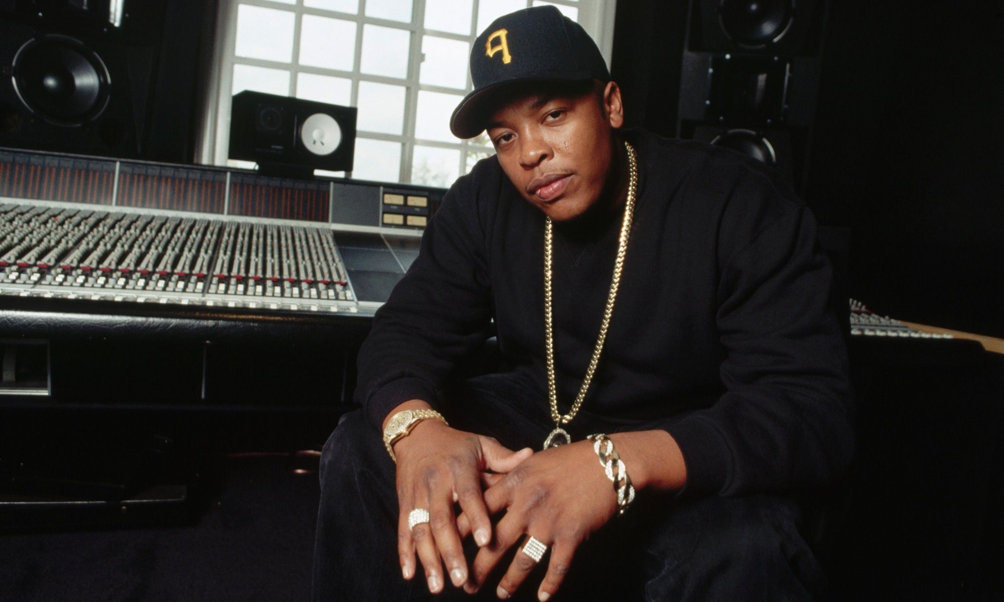 Dr Dre Recovering at Home After Brain Aneurysm