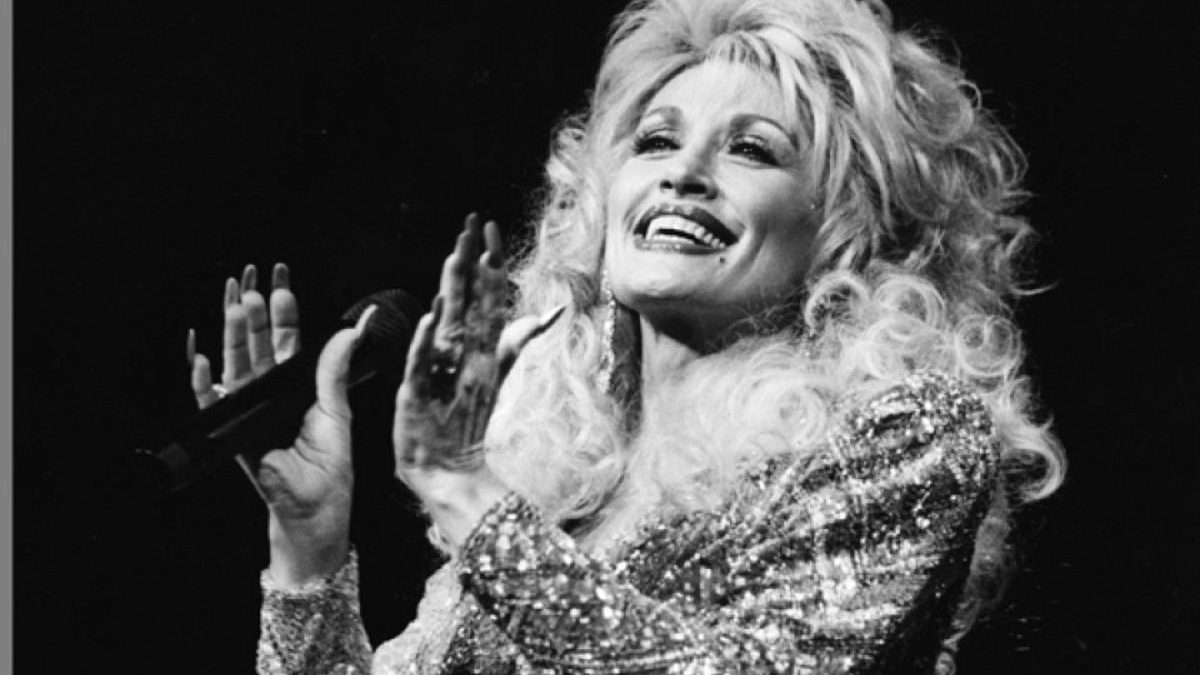 Dolly Parton Celebrates 75th Birthday, Shares Hopeful Message