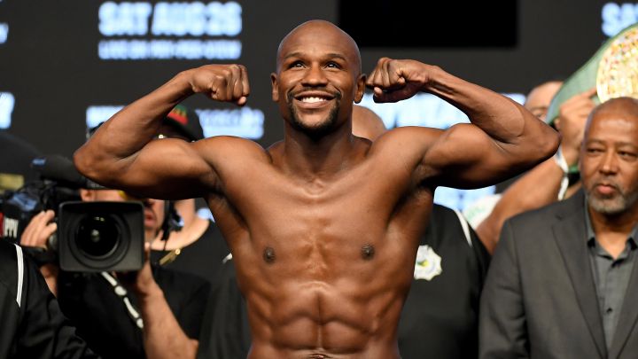 Floyd Mayweather captured getting violent