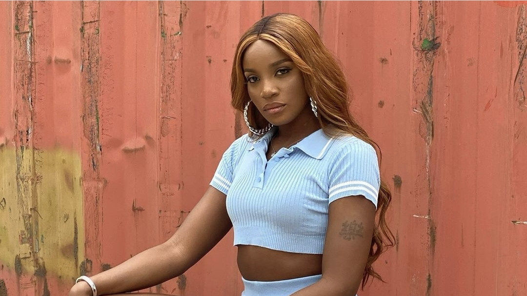 Seyi Shay explains why she stopped taking photos with males
