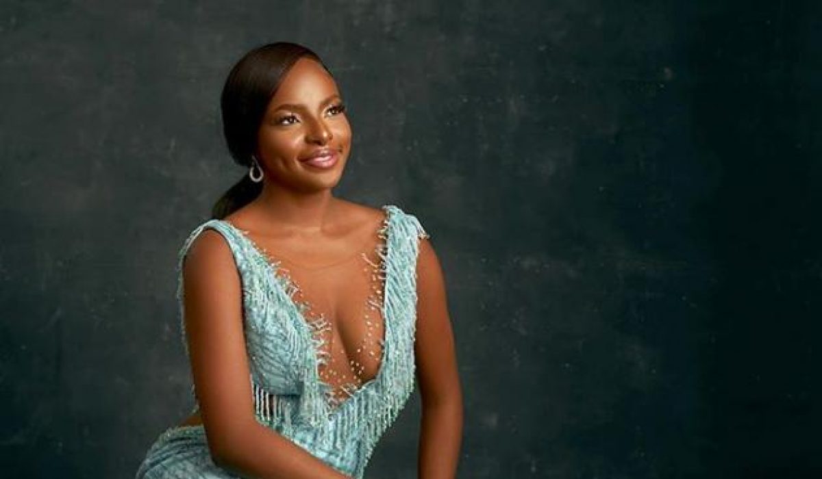 Wathoni Anyansi, former BBNaija housemate gifts parents two cars