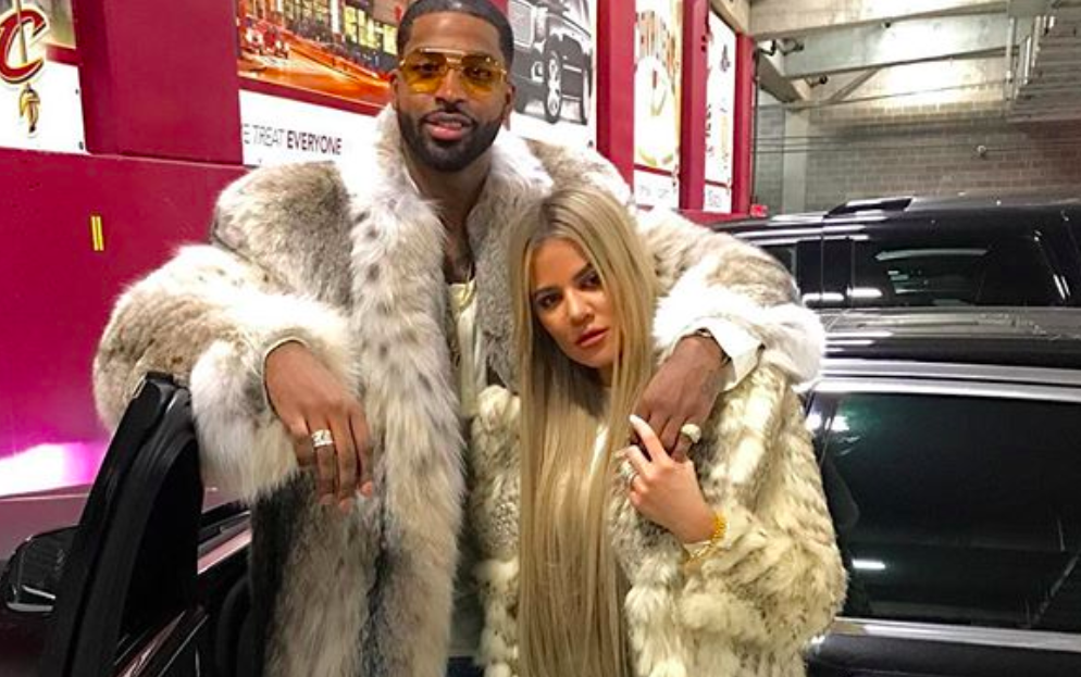 Khloé Kardashian removes ring as ex-husband denies cheating allegations