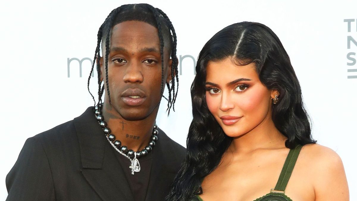 Travis Scott and Kylie Jenner are officially back together