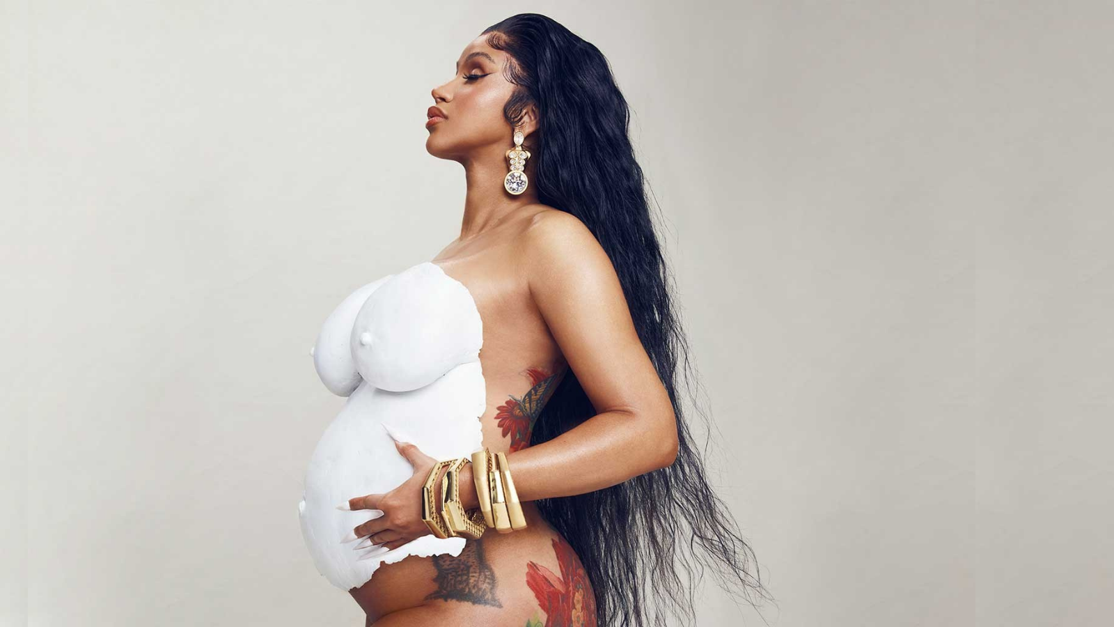 Cardi B reveals she’s pregnant during BET Awards performance