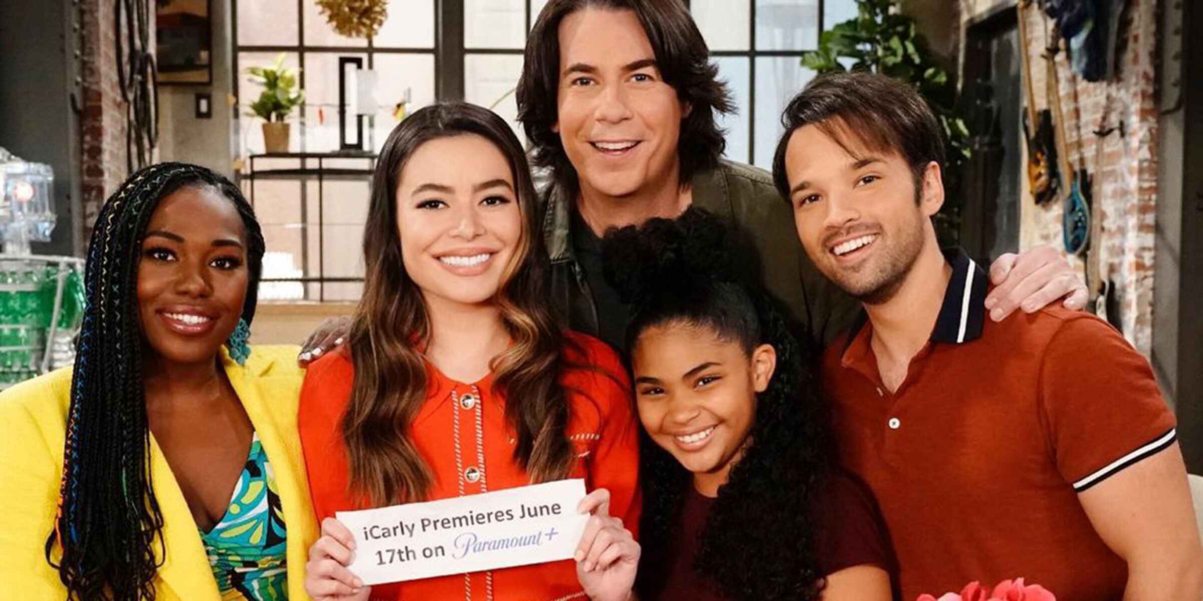 iCarly is back! Watch the new trailer here