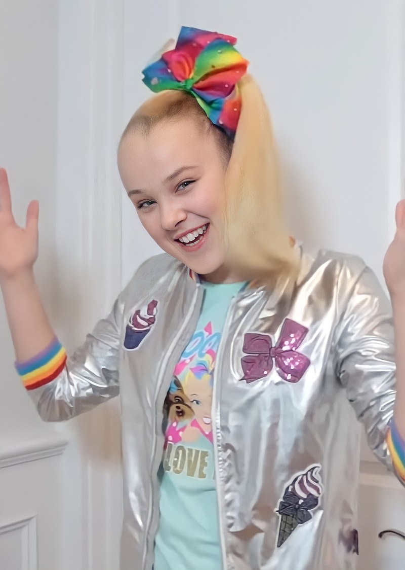 JoJo Siwa reveals she was not invited to 2022 Nickelodeon Kids’ Choice Awards