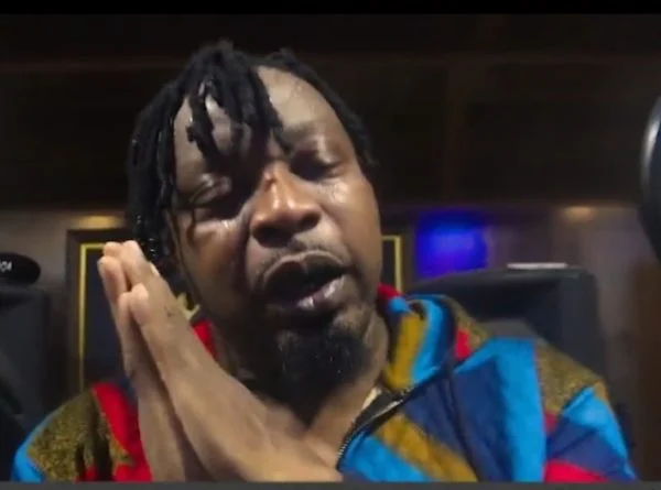 Eedris Abdulkareem pays emotional tribute to Raymond Dokpesi in heartfelt song