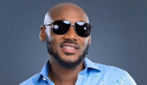 2Baba commends Odumodublvck, Bella Shmurda for fleeing chaos at LASU Concert