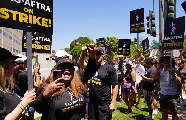 Hollywood actors begin strike