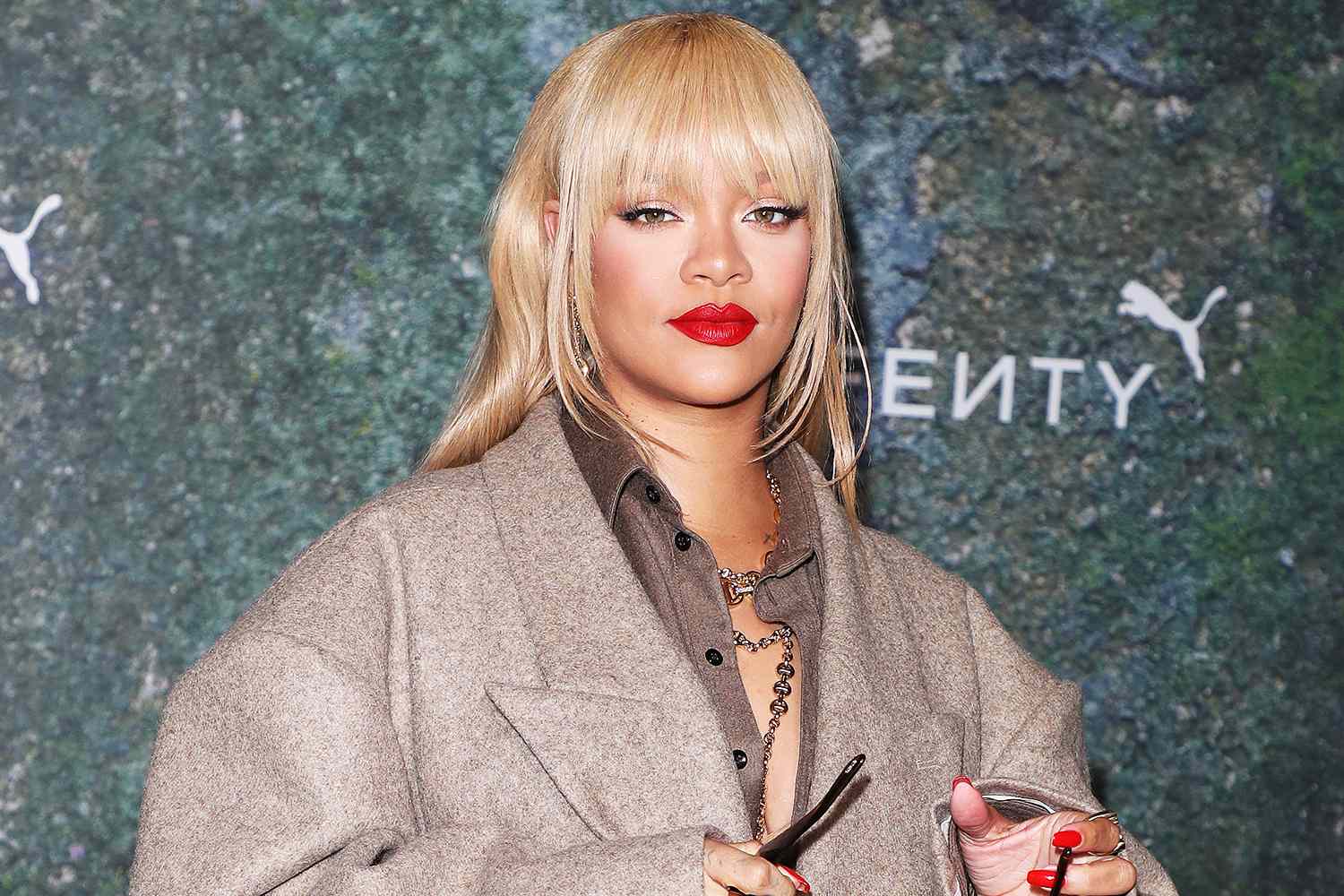 “I stopped clubbing in my 20s”- Rihanna