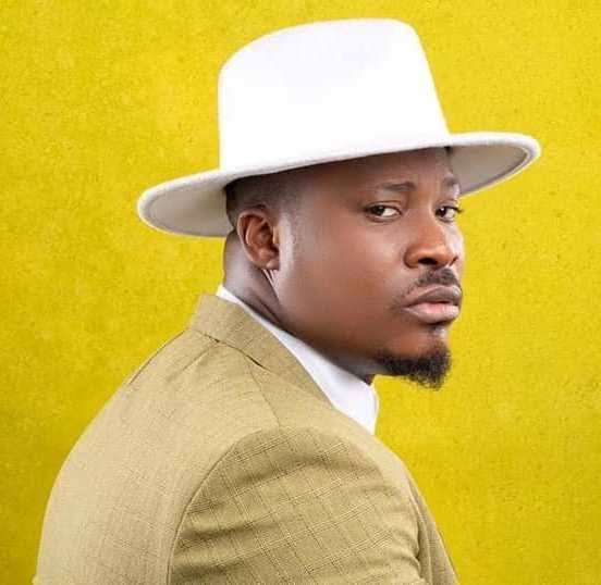 Nigerian recording artiste, Jaywon addresses young men