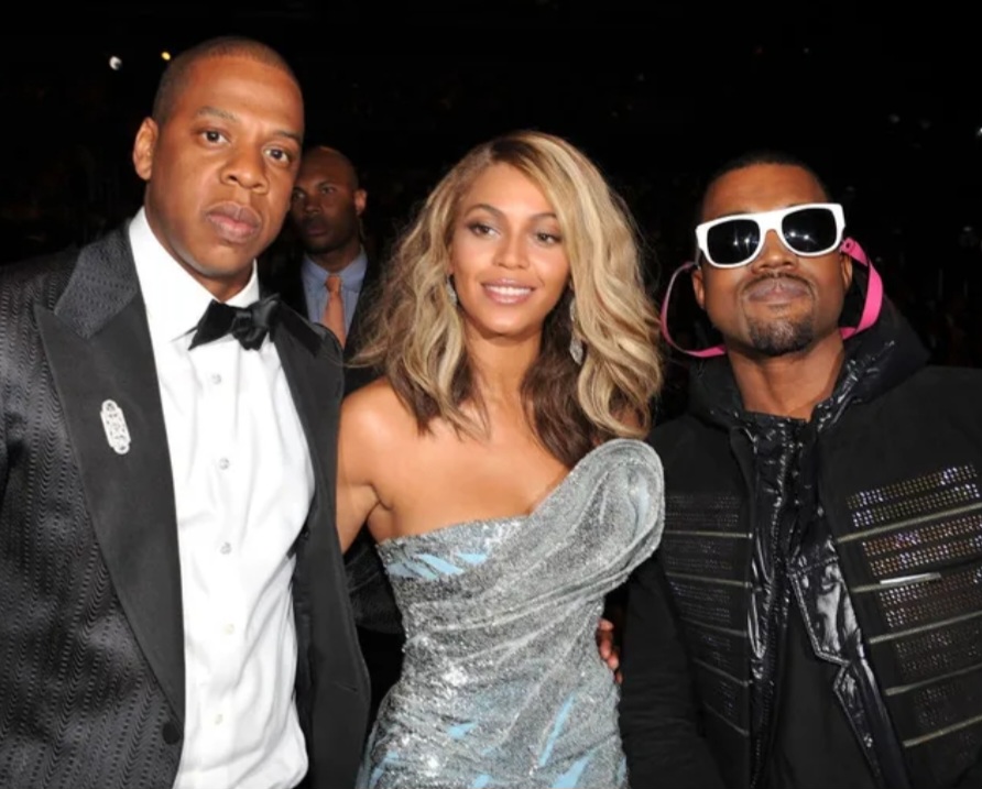 Kanye West makes controversial tweet about Jay Z, Beyonce’s kids