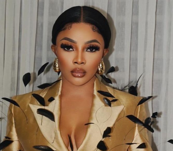 Fans Drag Radiogad After Slaming Toke Makinwa Over Pregnancy