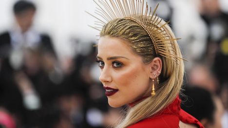 Amber Heard welcomes twins