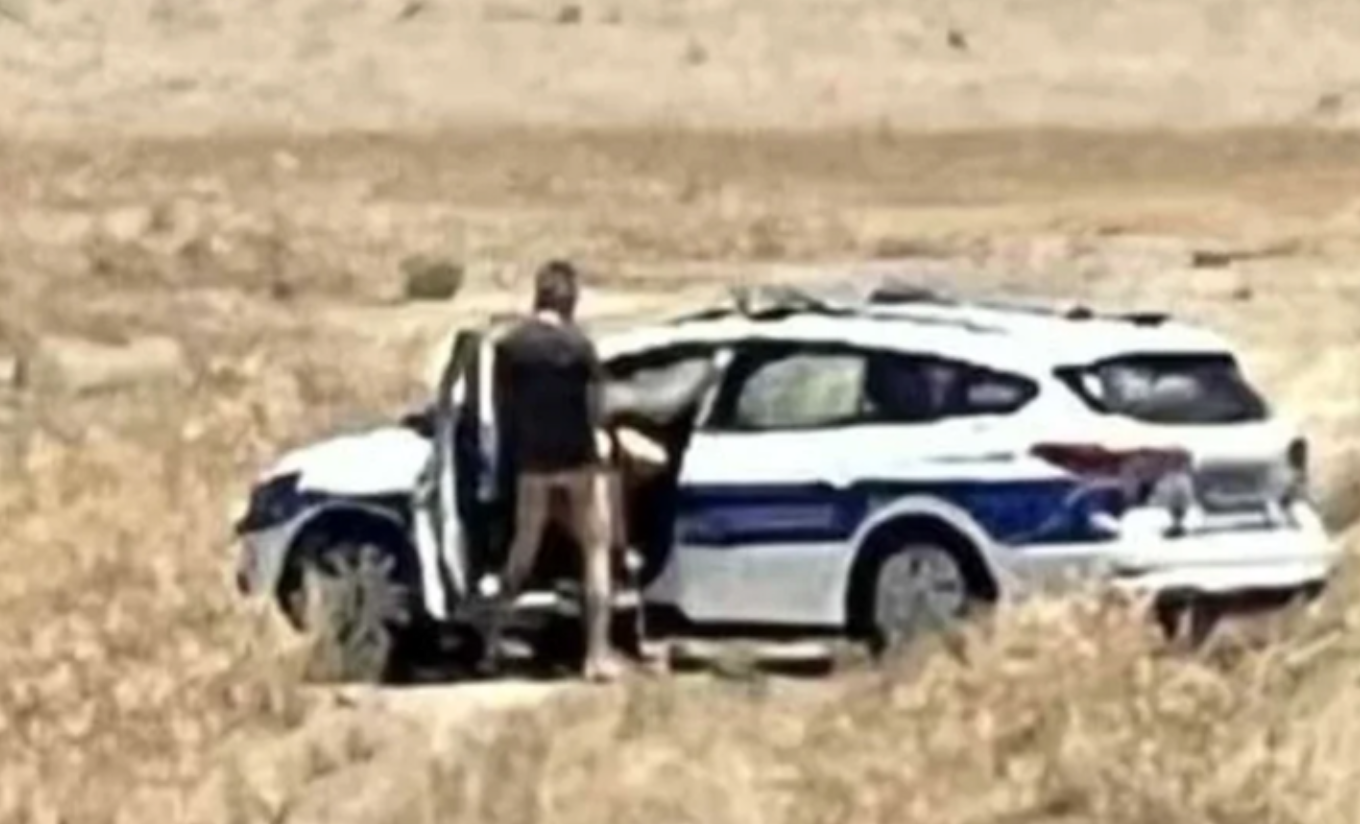 Police take swift action on officers caught having s£x in patrol van