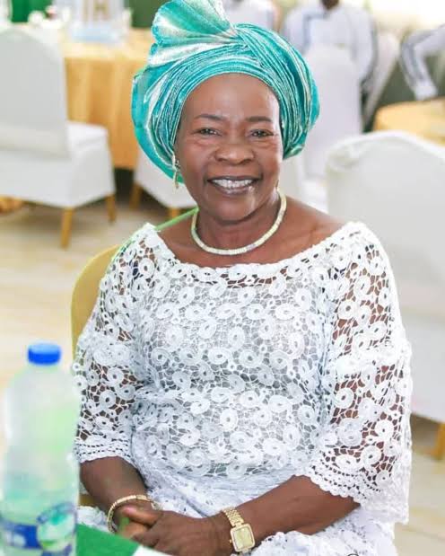 Even my husband can’t kiss me – Tola Oladokun drops bombshell