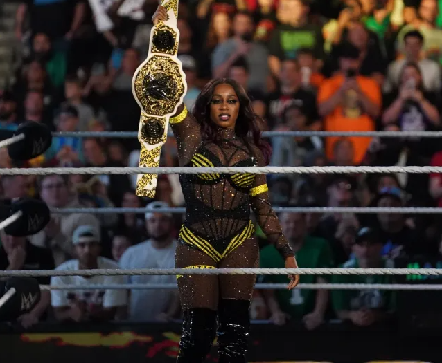 WWE Champion Naomi is pregnant, Relinquishes World Championship