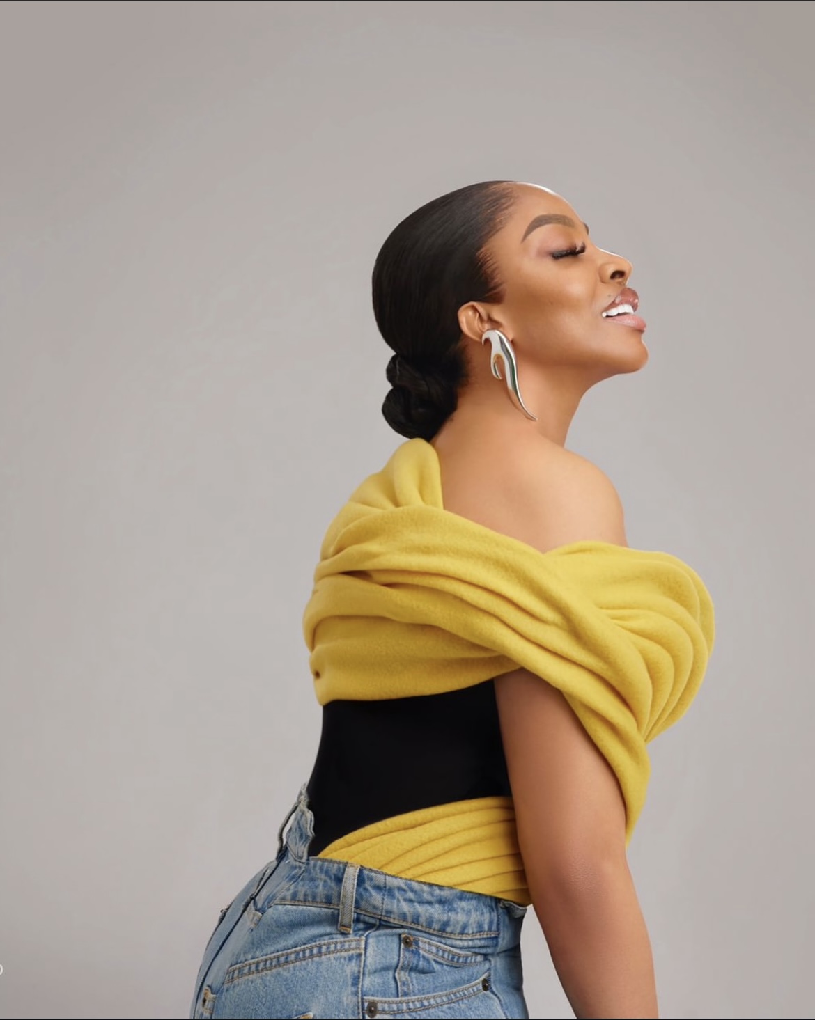 From Partying to Motherhood: Toke Makinwa Reflects on Life-Changing Year