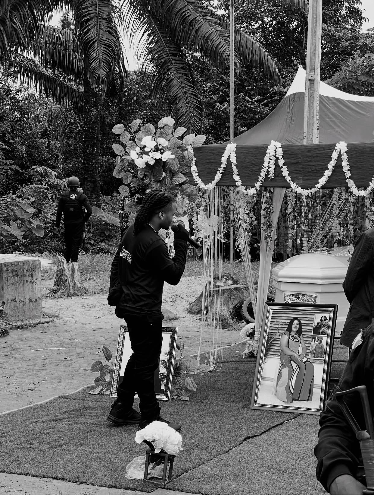 Singer Crayon Remembers Late Mum, Pens Emotional Tribute