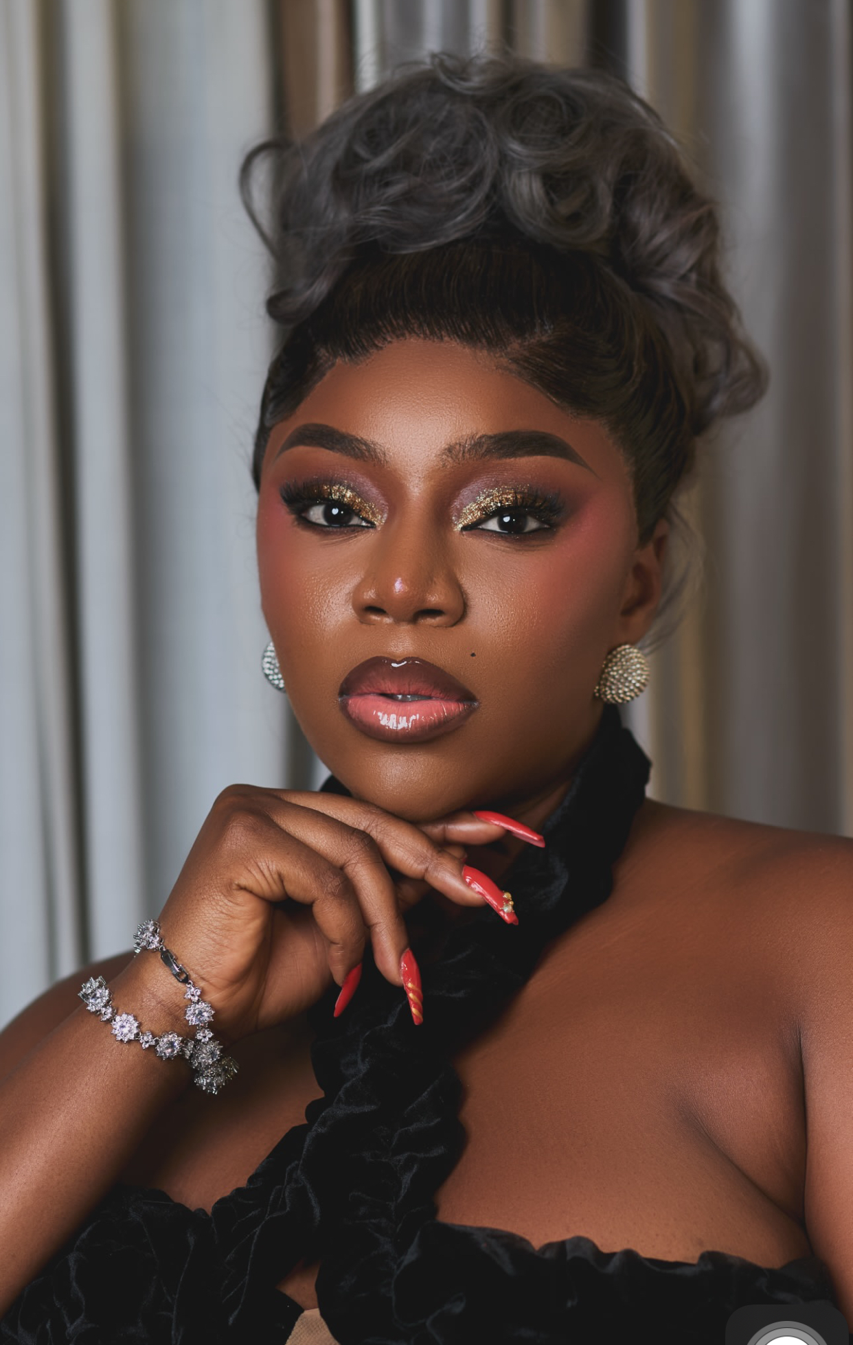 UPDATE: Influencer Ashmusy Reaffirms Ownership of Mansion Amidst Online Backlash