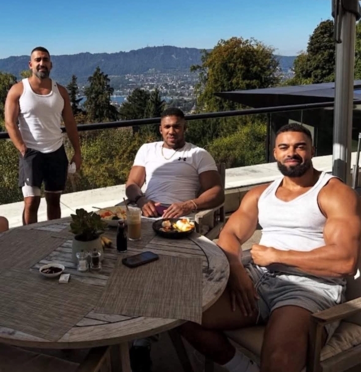 How Anthony Joshua Switched Seats With Friend Moments Before Fatal Crash — Driver Spills