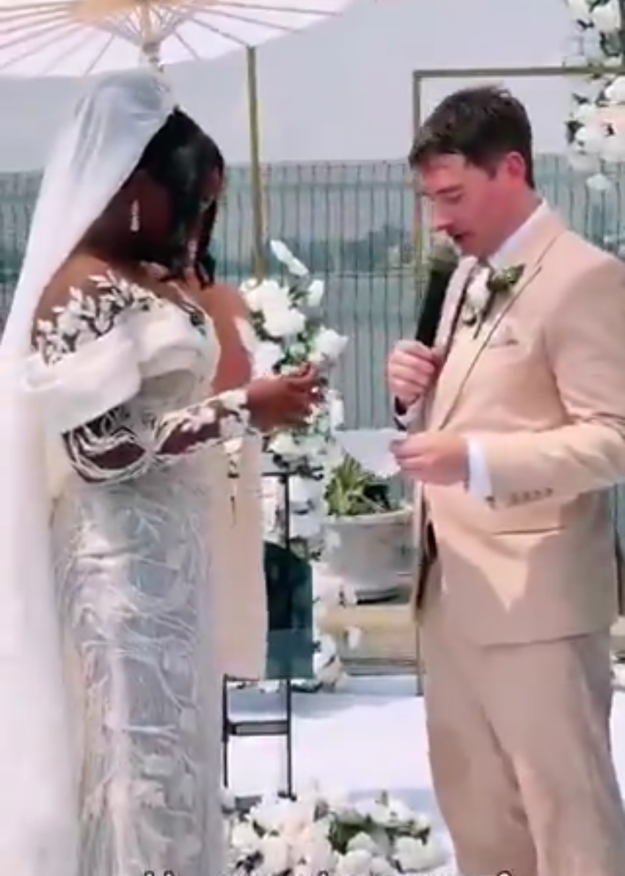 Moment White Man Surprises Bride As He Recites Wedding Vows In Yoruba