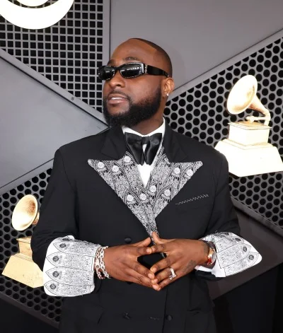 Mixed Reactions Trail Davido’s Appointment as Youth Mobiliser For Adeleke’s re-election Campaign