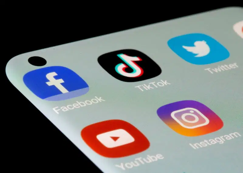 Social Media Makes People Unhappy – Report Says [See Why]
