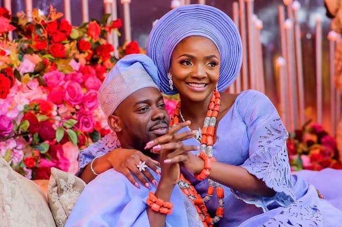FLASHBACK: I Didn’t See his DMs Until We Started Dating- Simi Talks about Relationship about Adekunle Gold