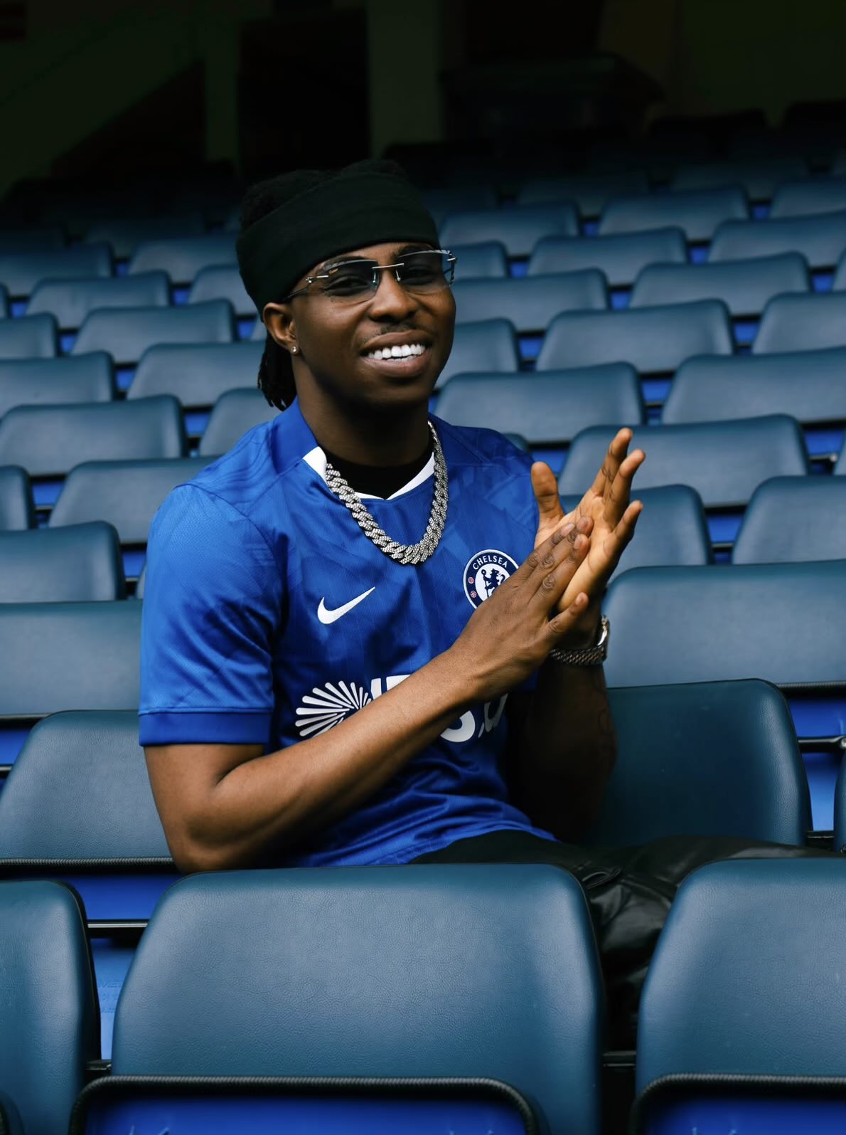 PHOTOS: FOLA Sparkles During Exclusive Chelsea FC Stamford Bridge Visit