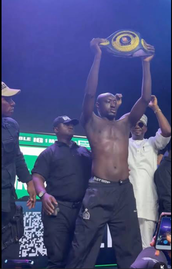 Celebrity Boxing Showdown: Carter Efe Knocks Portable Down